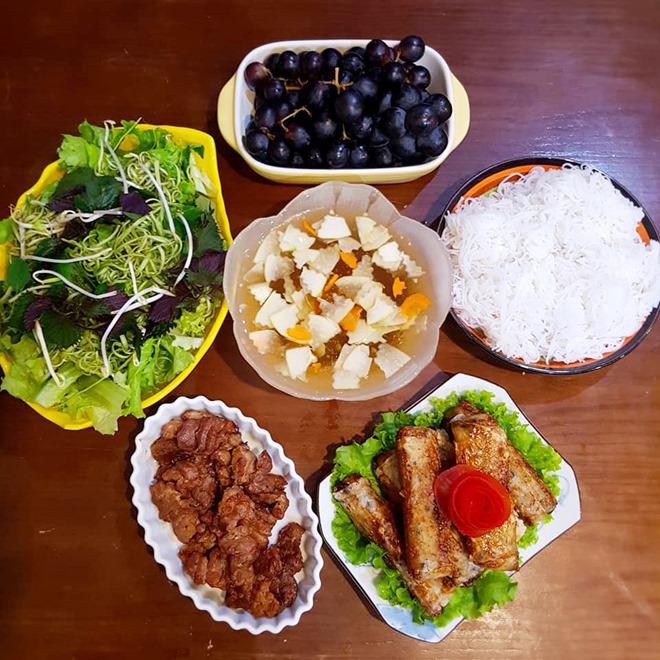 nhung bua com chi 70 nghin cua 2 vo chong tre nhung van day ap mon ngon - 15