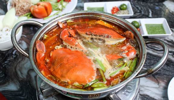 Lau cua ba Chanh Hue