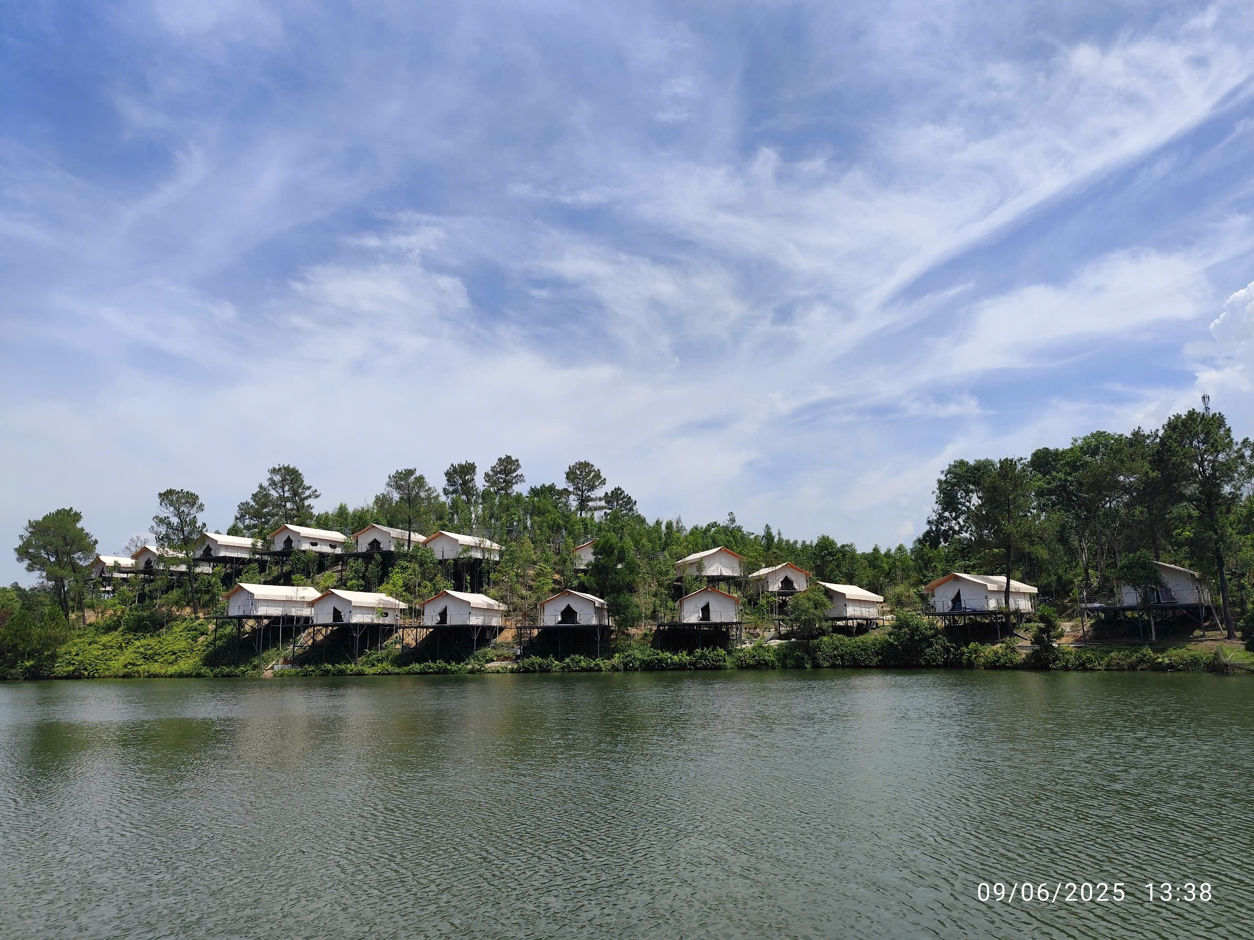 𝐋𝐀 𝐕𝐄𝐋𝐀 𝐋𝐄𝐆𝐀𝐂𝐘 𝐑𝐄𝐒𝐎𝐑𝐓 HUẾ