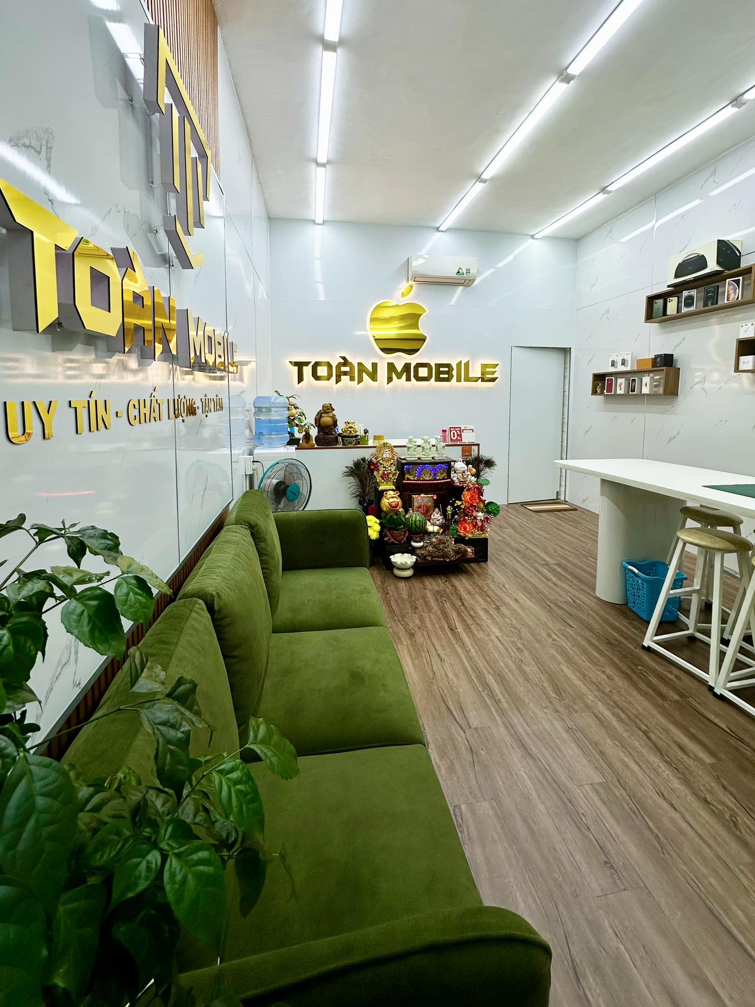 Cửa hàng sửa chữa điện thoại Iphone – Ipad – Toàn Mobile Huế