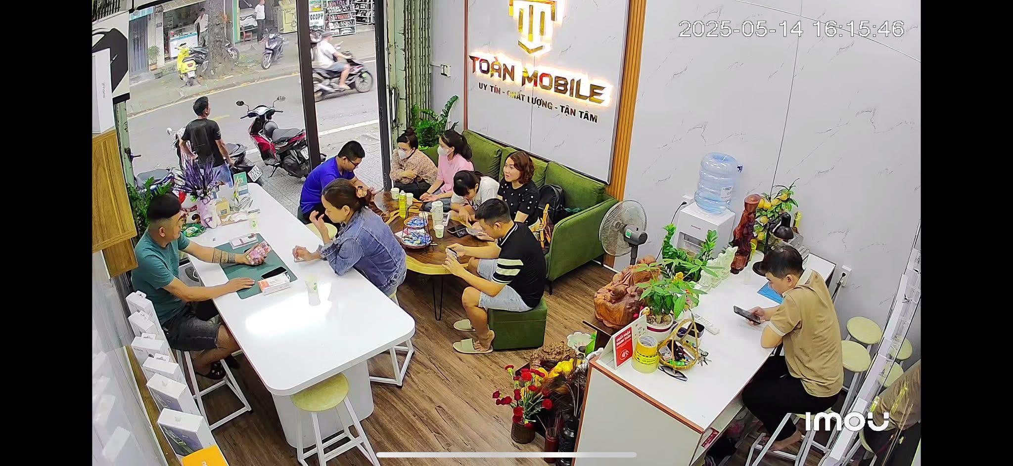 Cửa hàng sửa chữa điện thoại Iphone – Ipad – Toàn Mobile Huế