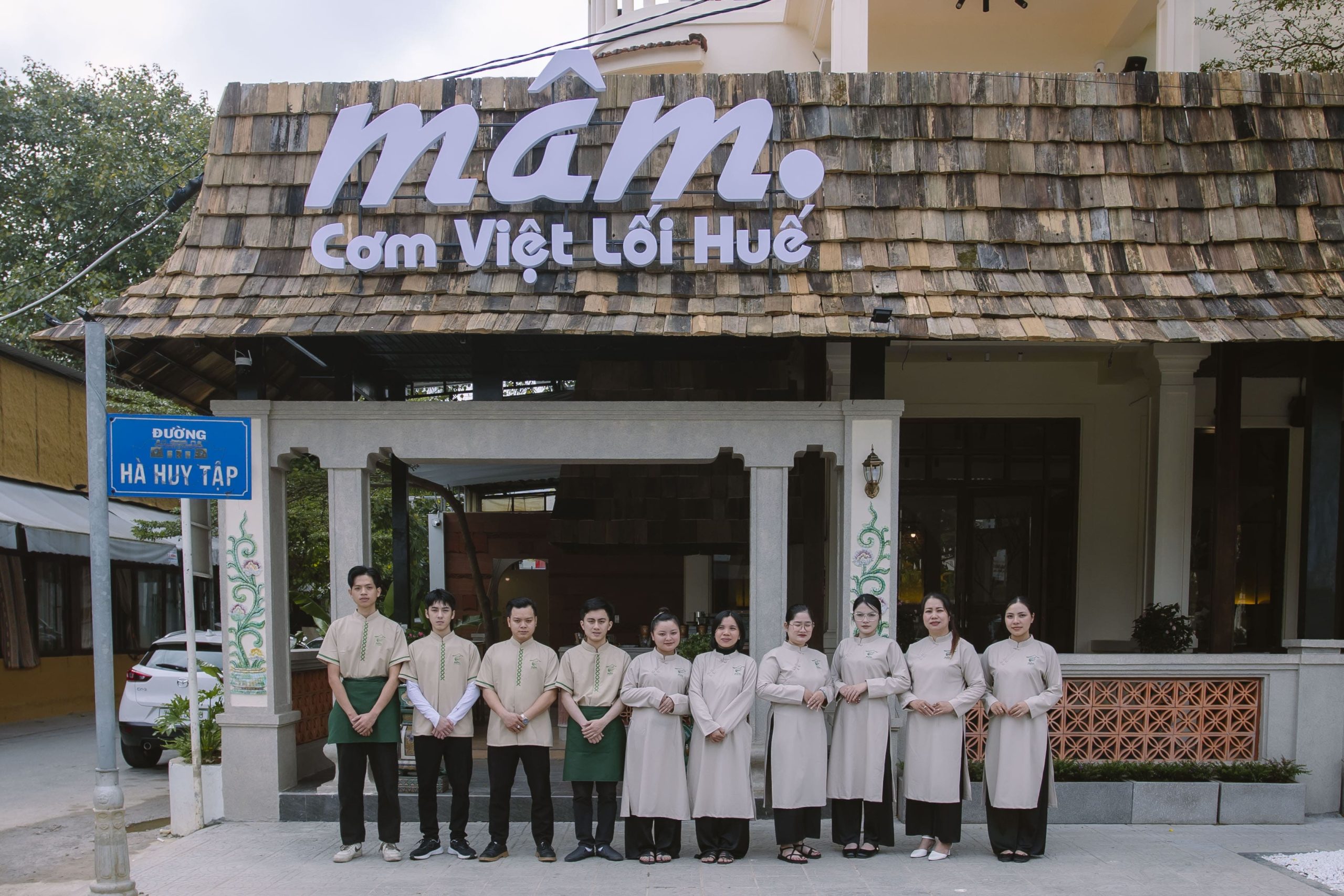MÂM – Nhà hàng cơm Việt theo lối Huế