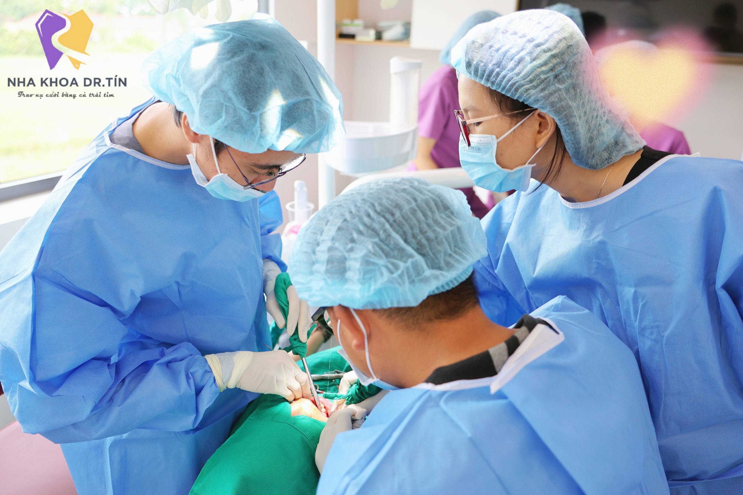 Cấy ghép Implant tại Huế: Phục hồi răng mất, khôi phục khả năng ăn nhai